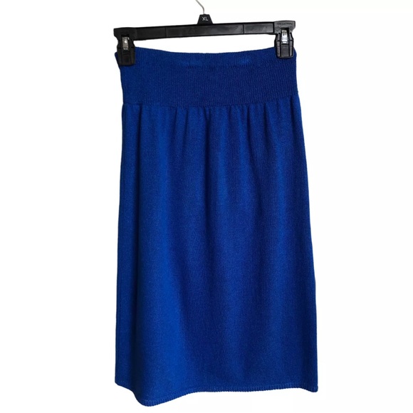 LAURA BY ALYZIA Skirt Suit - Picture 8 of 10